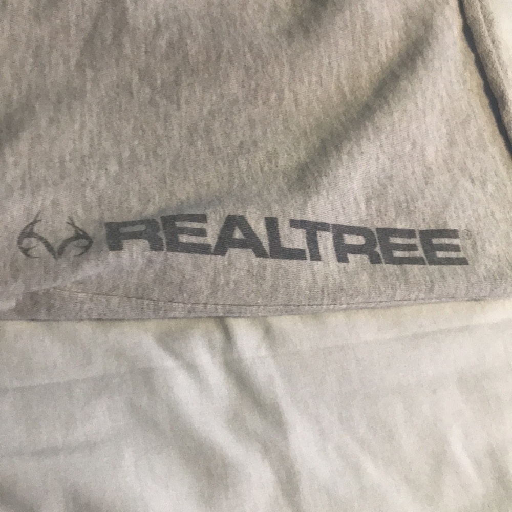 REALTREE - Picture 2 of 3